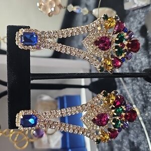 NWT Multi-Color "Stunner" Chandler Earrings from Artinfinitum.art Fashion House